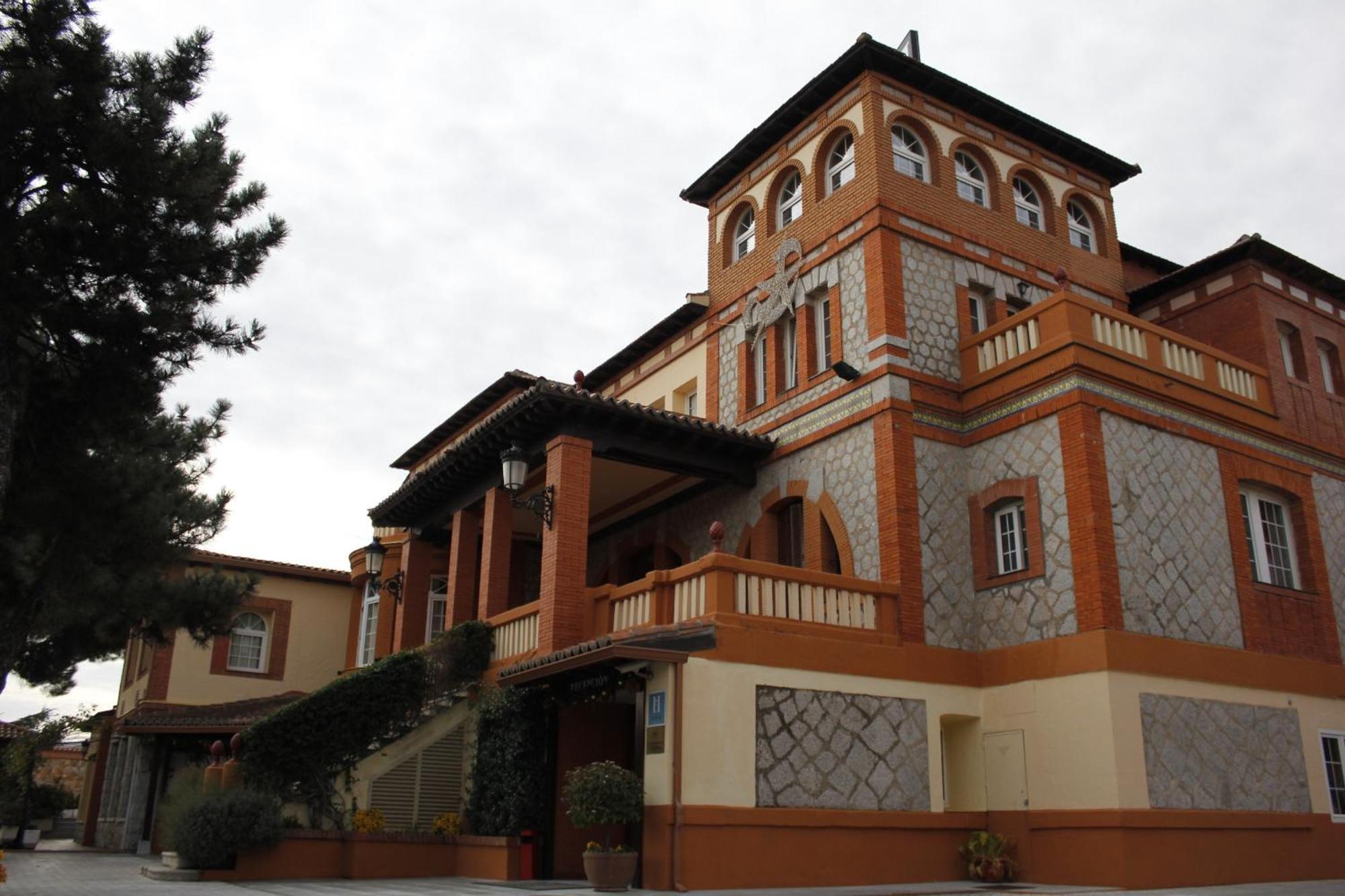 Gran Hostal El Chiscon كولمينار فيجو المظهر الخارجي الصورة